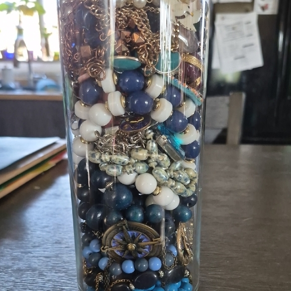Assorted Jewelry in Glass Vase - Picture 4 of 5